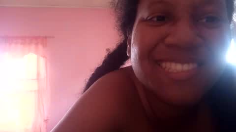 Eirondra Valeen online show from October 22, 2:17 pm