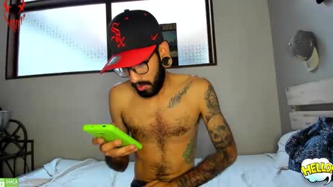 eithan_rune online show from March 16, 11:25 am