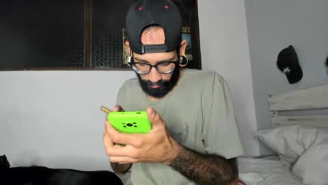 Snapshot of eithan_rune chatting on March 29, 4:23 am eithan_rune online show from March 29, 4:23 am