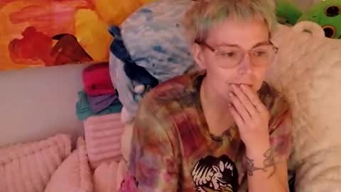 ejrabloom online show from March 13, 3:35 am