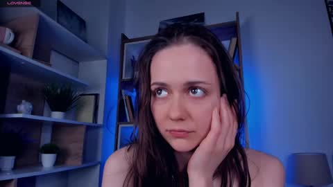 Snapshot of el1s_well chatting on February 28, 3:26 am Elis 3 online show from February 28, 3:26 am