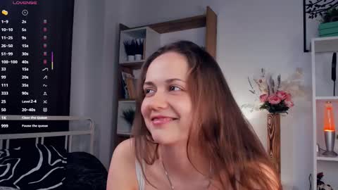 Snapshot of el1s_well chatting on September 11, 8:20 pm Elis 3 online show from September 11, 8:20 pm