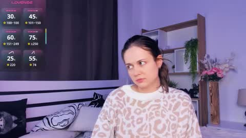 Snapshot of el1s_well chatting on November 15, 9:32 pm Elis 3 online show from November 15, 9:32 pm