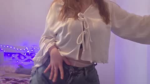 Maya online show from October 20, 1:11 pm