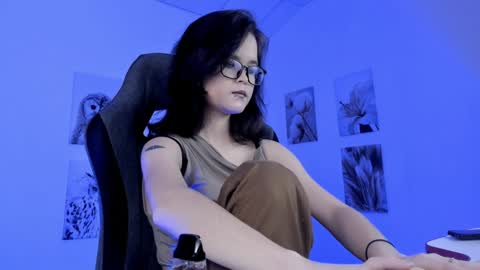 Your sweet girl online show from January 6, 7:24 pm