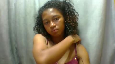 elaliealdy online show from October 29, 6:31 pm