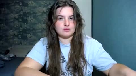 Elanis online show from May 16, 12:51 am