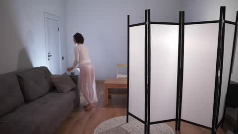 Snapshot of elannand chatting on October 28, 6:06 am ELA 3 online show from October 28, 6:06 am