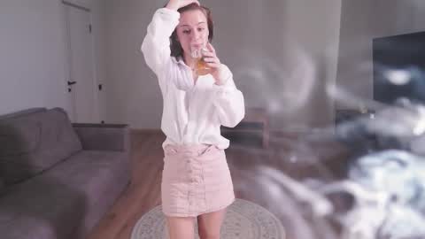 ELA 3 online show from March 7, 6:21 am