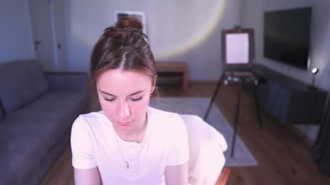 ELA 3 online show from May 5, 6:32 am