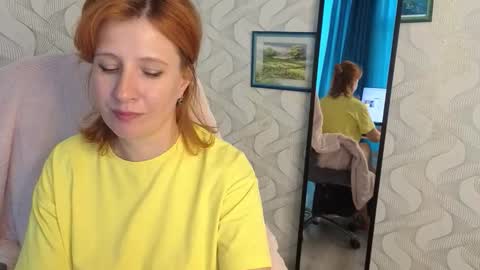 Snapshot of elannaria chatting on September 9, 3:11 pm Elanna online show from September 9, 3:11 pm