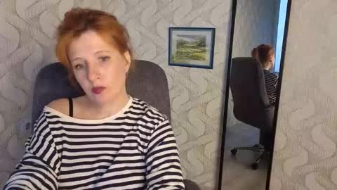 Snapshot of elannaria chatting on September 12, 3:56 pm Elanna online show from September 12, 3:56 pm