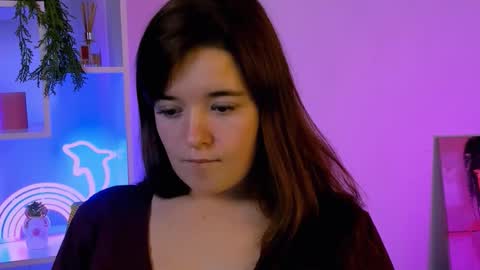 Snapshot of elara_jadie chatting on October 19, 1:56 pm Elara online show from October 19, 1:56 pm