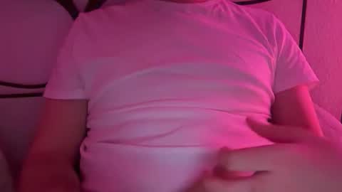 elariba online show from March 25, 9:21 pm