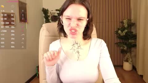 elastikiss online show from December 18, 2:28 am