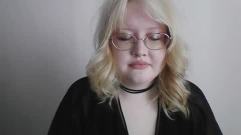 elayne_sweet online show from February 28, 8:04 am