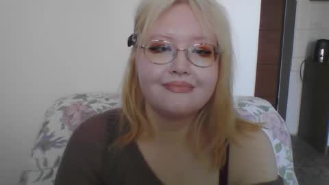 elayne_sweet online show from March 15, 8:09 am
