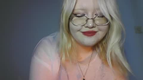 elayne_sweet online show from June 18, 9:14 am