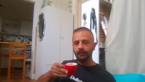 Snapshot of elcondorxo509107 chatting on October 23, 3:50 am daniel18cmx online show from October 23, 3:50 am