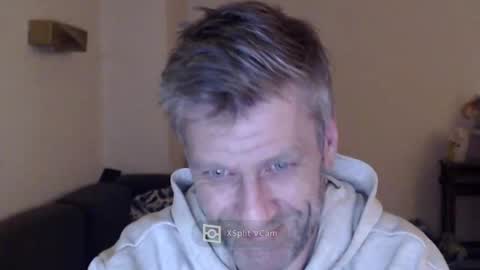 Snapshot of elculiador2207 chatting on January 8, 10:58 pm Timm online show from January 8, 10:58 pm