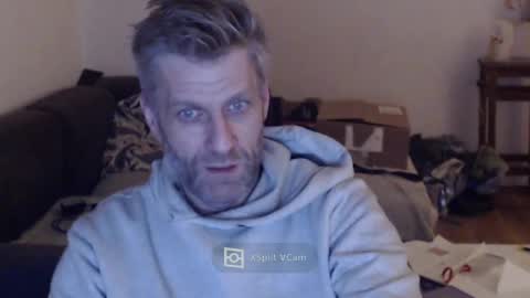 Snapshot of elculiador2207 chatting on January 10, 7:43 pm Timm online show from January 10, 7:43 pm