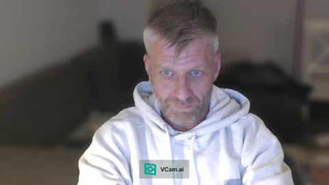 Snapshot of elculiador2207 chatting on September 14, 2:22 am Timm online show from September 14, 2:22 am