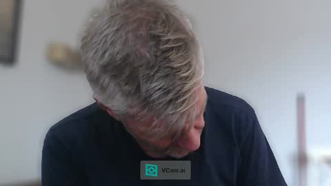 Snapshot of elculiador2207 chatting on September 27, 10:09 am Timm online show from September 27, 10:09 am