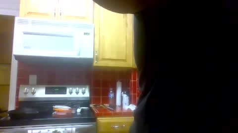 Snapshot of eldisiac chatting on December 26, 11:35 pm EL-Disiac online show from December 26, 11:35 pm