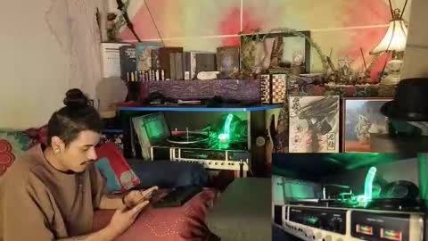 Snapshot of eleazar_blake chatting on October 19, 7:53 am Sir Eleazar online show from October 19, 7:53 am