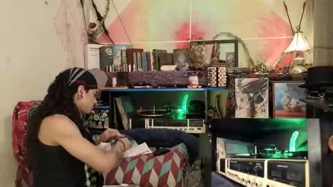 Snapshot of eleazar_blake chatting on October 22, 6:57 am Sir Eleazar online show from October 22, 6:57 am