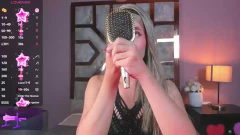 electra_gosselin online show from March 7, 3:47 am