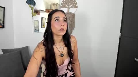 Snapshot of electra_hunt chatting on July 20, 11:29 pm Electra- Please help me reach 100 likes online show from July 20, 11:29 pm