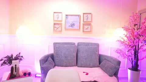 Electra Jones online show from February 23, 11:40 am