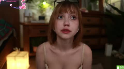 Snapshot of electric_woman chatting on September 26, 2:54 pm Aleksa online show from September 26, 2:54 pm