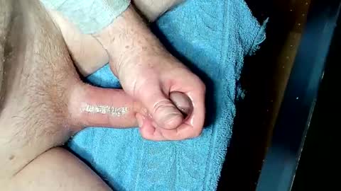 Snapshot of electrolites12345 chatting on January 27, 4:20 am electrolites12345 online show from January 27, 4:20 am