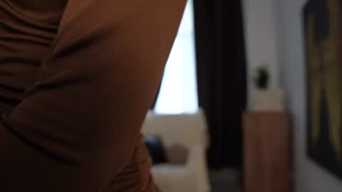 Jess online show from July 11, 8:39 am