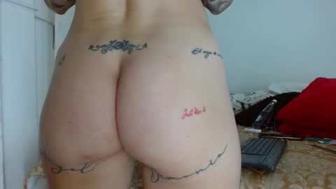 Snapshot of elektratattoo chatting on September 12, 3:39 am elektra online show from September 12, 3:39 am