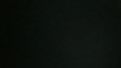Snapshot of elena_cook chatting on April 27, 4:21 am elena_cook online show from April 27, 4:21 am