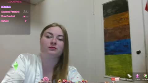 Elena online show from May 19, 6:25 pm