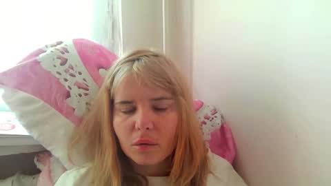 Elena online show from February 2, 11:42 am