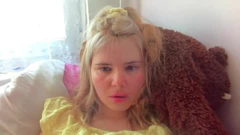 Elena online show from April 20, 10:18 am