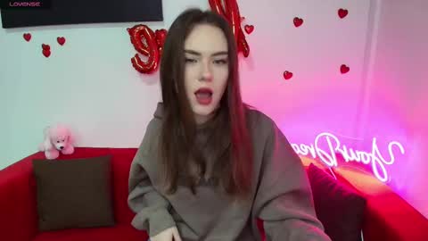 elenaoconar online show from March 11, 6:43 am