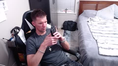 Walker online show from October 8, 6:00 am