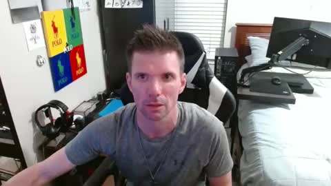 Walker online show from April 7, 1:28 am