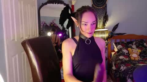 Elf Flavoured online show from November 24, 8:08 pm