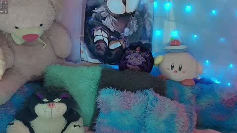 Snapshot of elfen_miu chatting on October 28, 9:02 am miu online show from October 28, 9:02 am