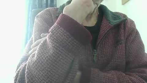 Snapshot of elfyonee chatting on March 5, 10:33 am elfyonee online show from March 5, 10:33 am