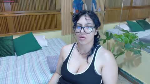 eli666uwu online show from April 30, 10:10 am