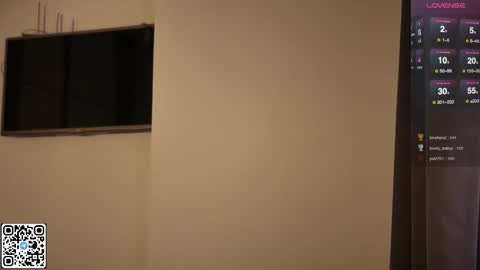 Snapshot of eli_zabeta chatting on November 23, 12:49 pm Elizabeth Lizi online show from November 23, 12:49 pm