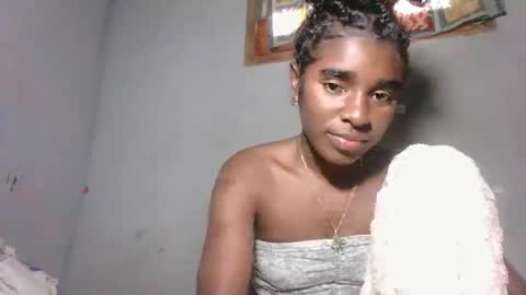 elia011 online show from November 9, 12:36 pm